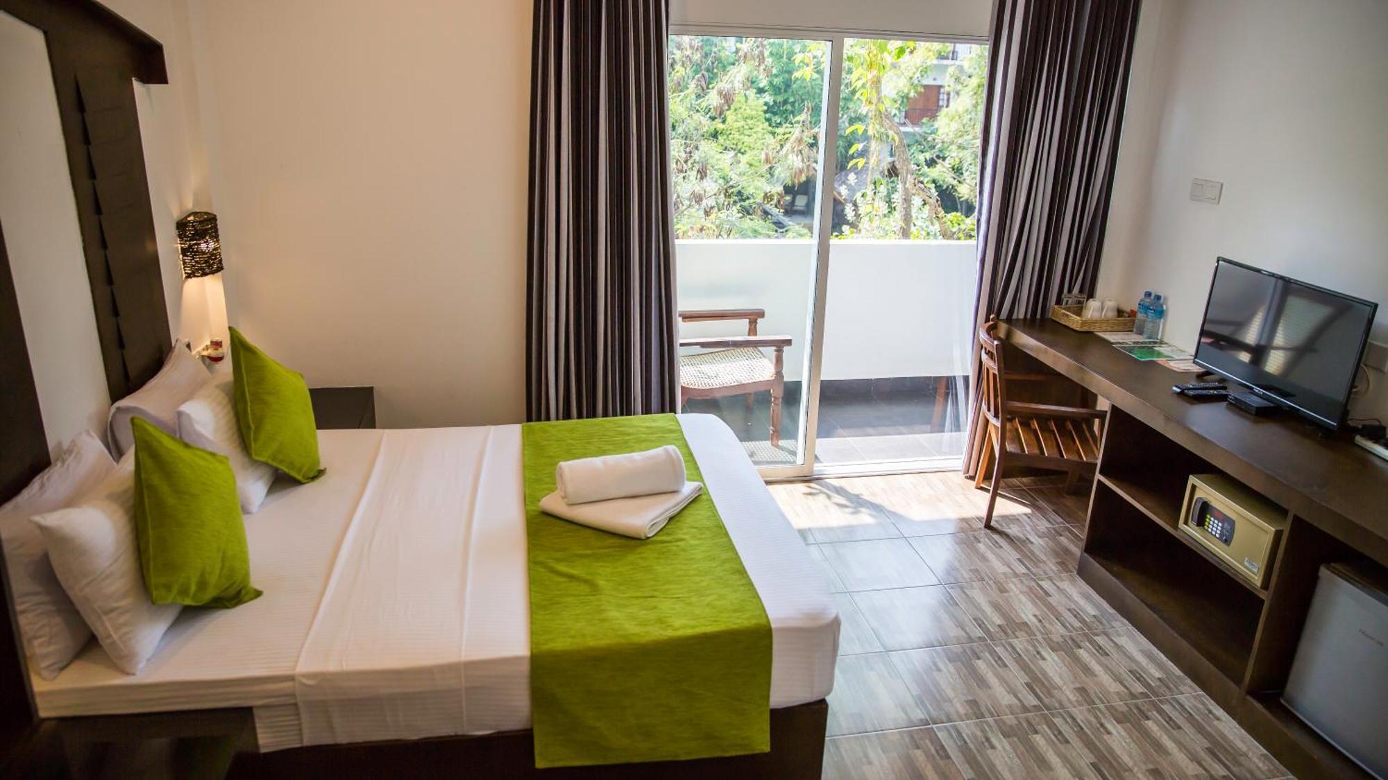 Sundaras Resort Ltd Дамбулла Экстерьер фото