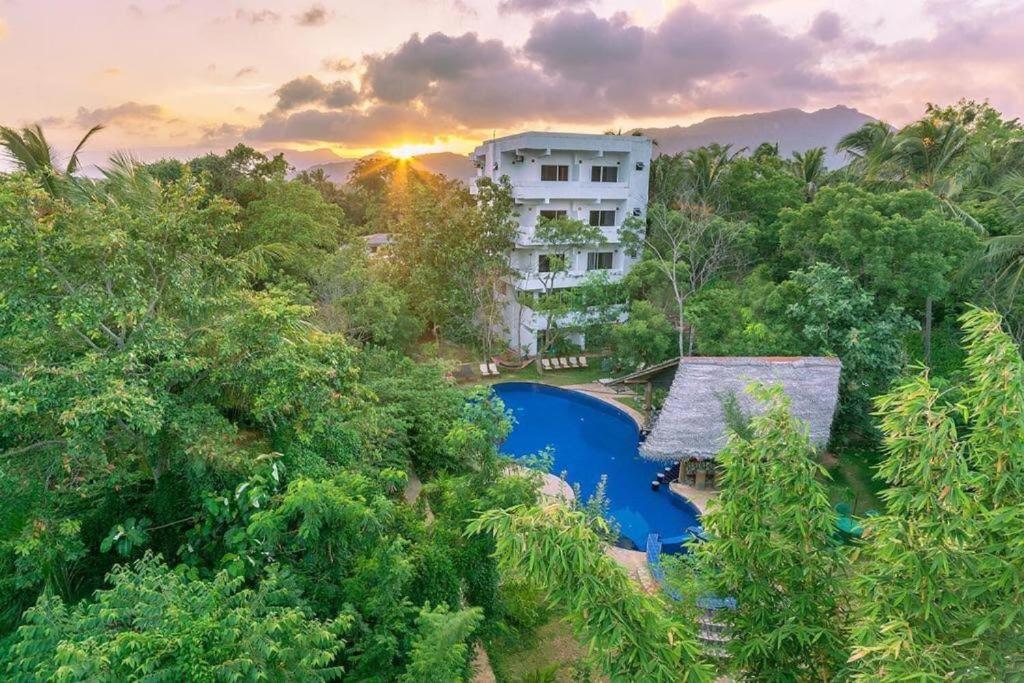Sundaras Resort Ltd Дамбулла Экстерьер фото
